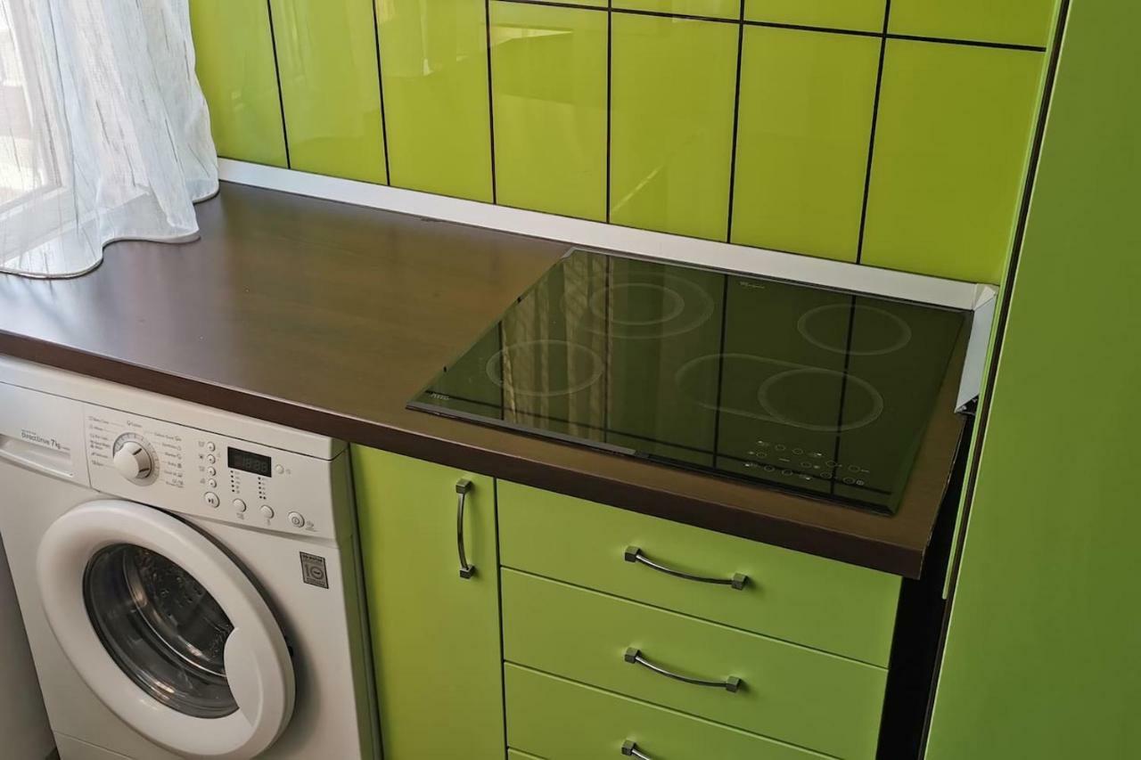 אורדאה Luxury Apartment With Two Bedrooms And Large Living Room, 100 Square Meters, City Center מראה חיצוני תמונה
